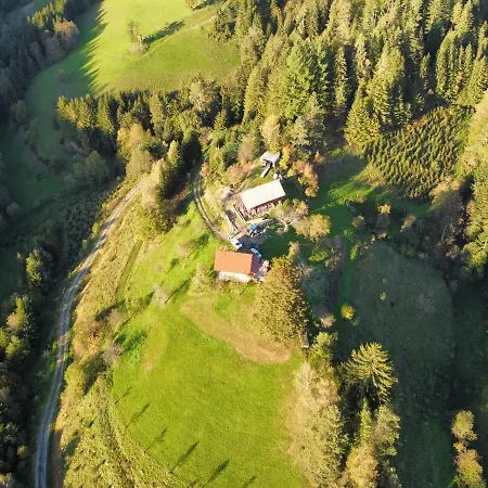 Golenovo بيت للعطل Podvelka